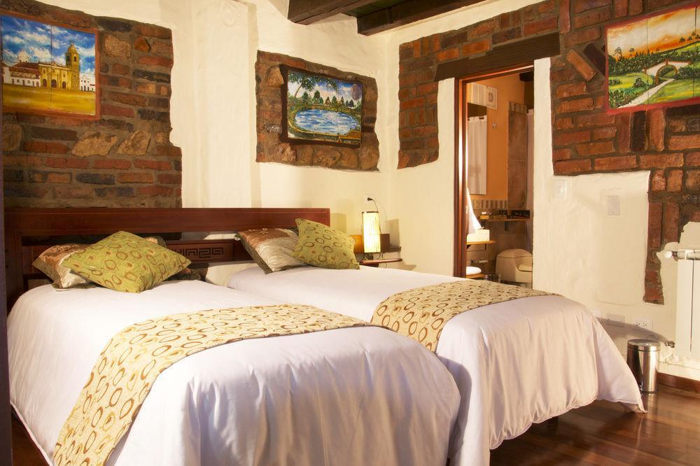 Hotel Muisca Bogota Bagian luar foto