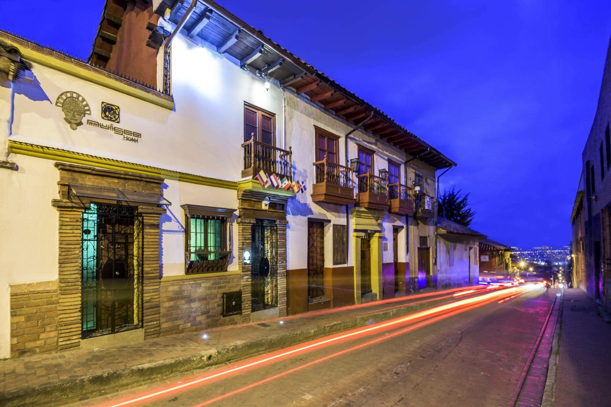 Hotel Muisca Bogota Bagian luar foto